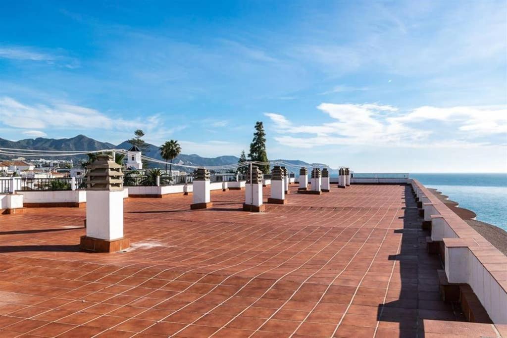 Acapulco Playa -Nerja Apartment Luaran gambar